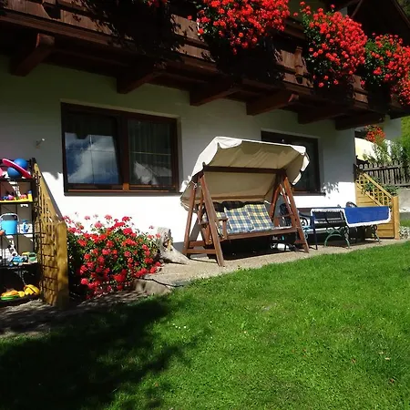 Haus Hackl يرتسنز